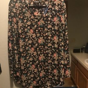 Floral tunic top